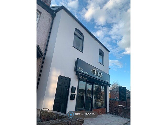 2 Bedroom Flat To Rent In Station Road, Swinton, Manchester, M27