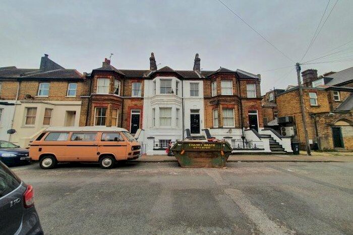 1 Bedroom Flat To Rent In Westbrook Road, Margate, CT9