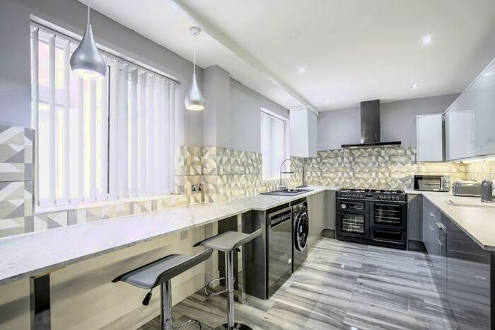 5 Bedroom Terraced House To Rent In Adelaide Road, Liverpool - Room Available Now, L7