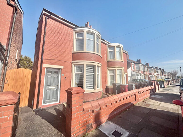 2 Bedroom Semi-Detached House For Sale In Stamford Avenue, South Shore, FY4