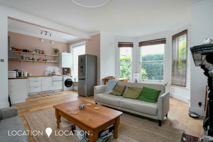 1 Bedroom Flat To Rent In Oakfield Road, London, N4