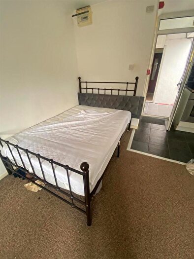 Studio To Rent In Broadway, Treforest, Pontypridd, CF37