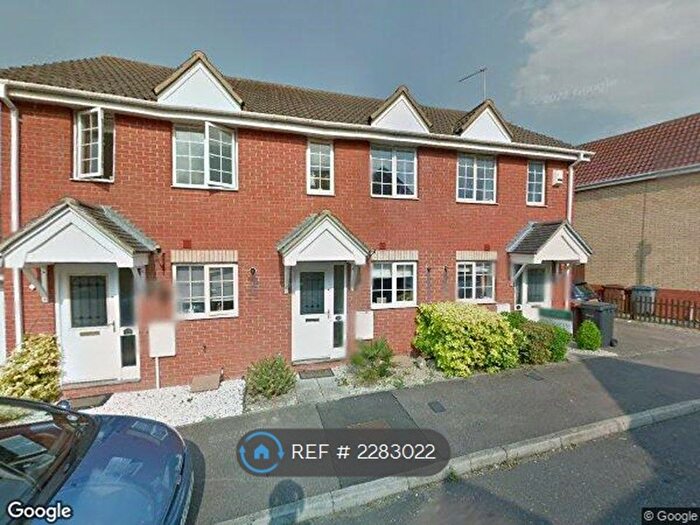2 Bedroom Terraced House To Rent In Amcotes Place, Chelmsford, CM2
