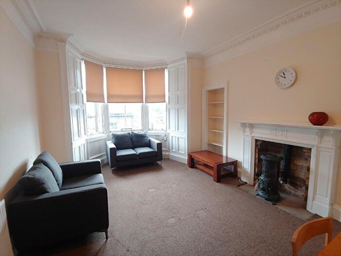4 Bedroom Flat To Rent In Lochrin Buildings, Edinburgh, EH3