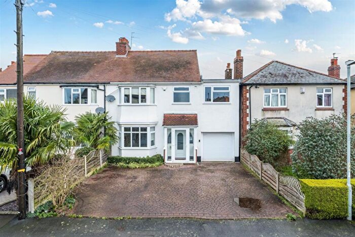 5 Bedroom Semi Detached House For Sale In Highfield Road, Kidderminster, DY10