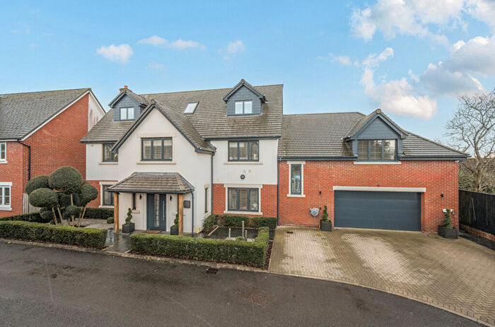 6 Bedroom Detached House For Sale In Ty Gwyn Gardens, Penylan, Cardiff, CF23