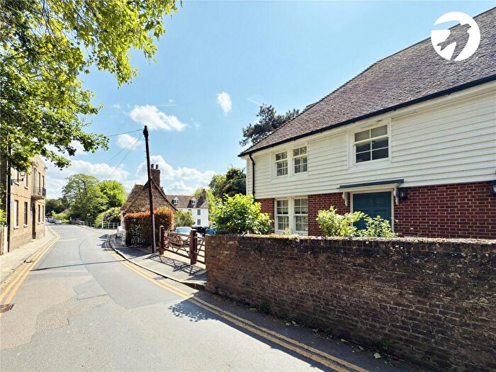 3 Bedroom House For Sale In Tollgate Yard, High Street, Farningham, Kent, DA4
