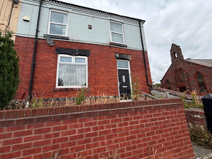 3 Bedroom End Of Terrace House To Rent In Derbyshire Hill Road, St. Helens, WA9
