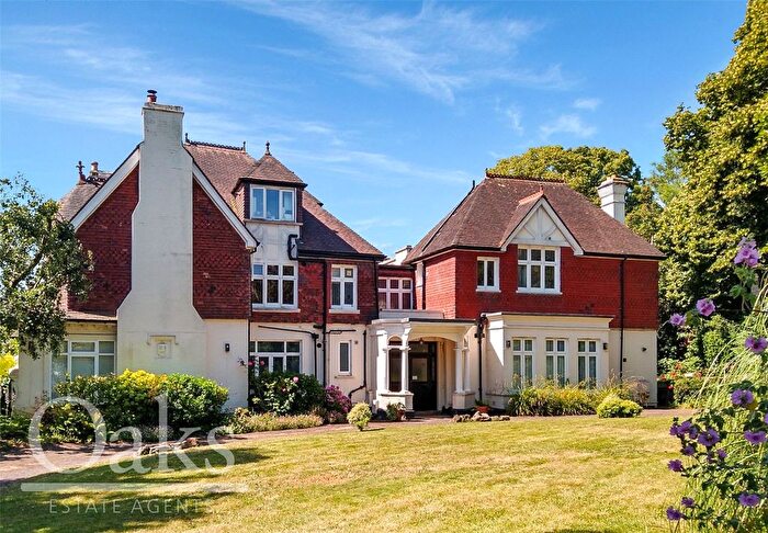 3 Bedroom Flat For Sale In Palace Road, Tulse Hill, SW2