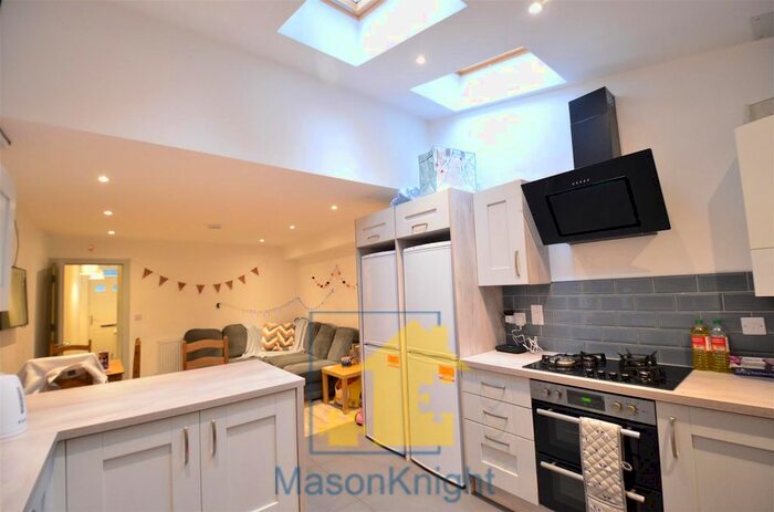 6 Bedroom Terraced House To Rent In Hubert Road, Selly Oak, Birmingham, B29