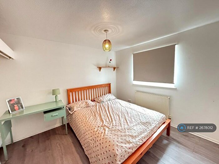 2 Bedroom Detached House To Rent In Craddock Road, Canterbury, CT1