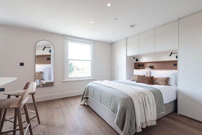 Studio To Rent In Philbeach Gardens, Earls Court, SW5