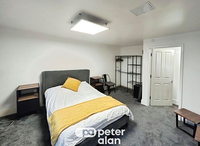 1 Bedroom Flat To Rent In High Street, Merthyr Tydfil, CF47