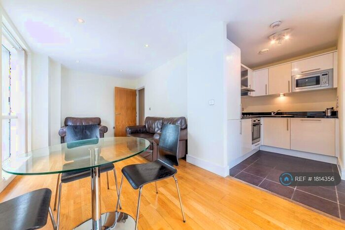 1 Bedroom Flat To Rent In Wharfside Point South, London, E14