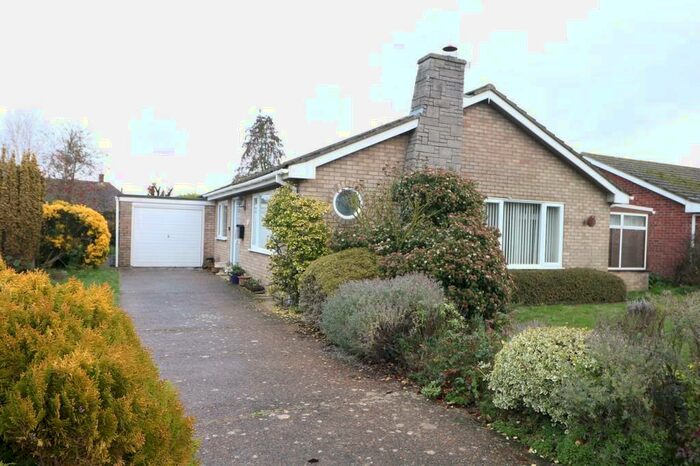 3 Bedroom Detached Bungalow To Rent In Field House Gardens, Diss, IP22