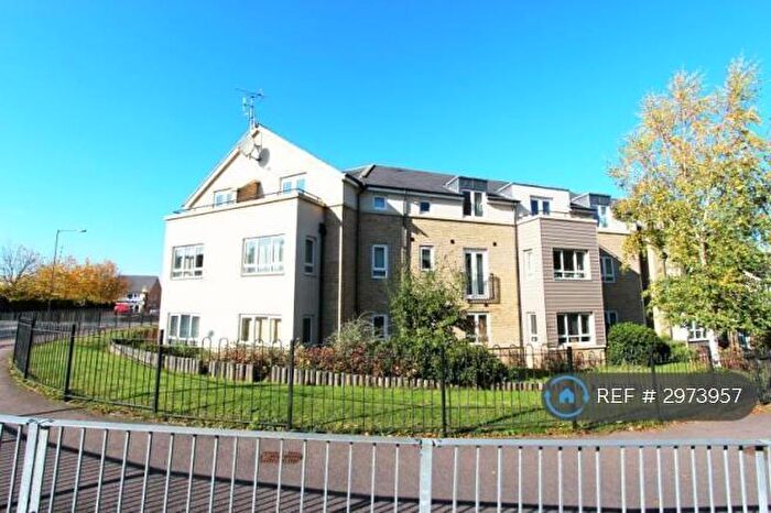 2 Bedroom Flat To Rent In Cromwell Drive, Huntingdon, PE29