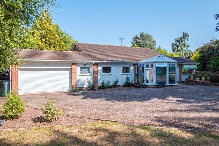 3 Bedroom Detached House For Sale In Higher Metcombe, Ottery St Mary, EX11