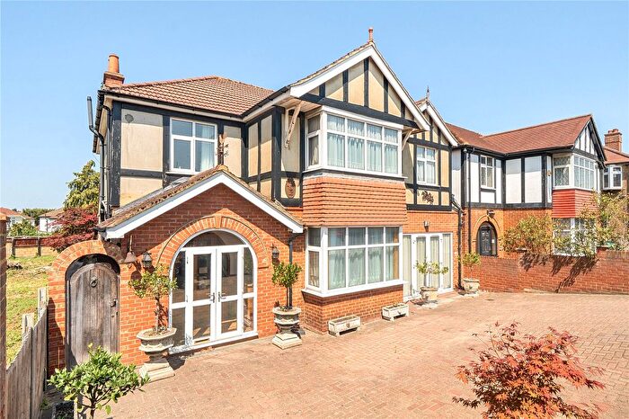 7 Bedroom Detached House For Sale In Tolworth Rise North, Surbiton, KT5