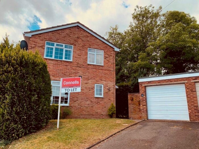 3 Bedroom Property To Rent In Kingshill Close, Malvern, WR14