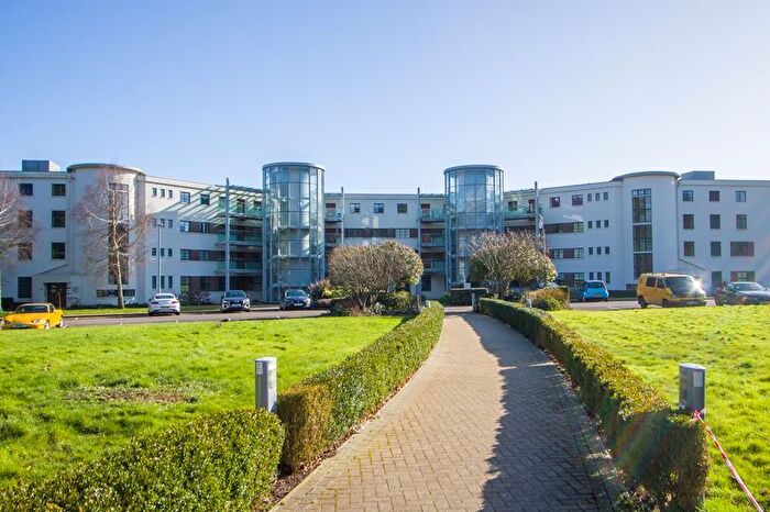 1 Bedroom Flat For Sale In Woodlands, Hayes Point, Sully, CF64