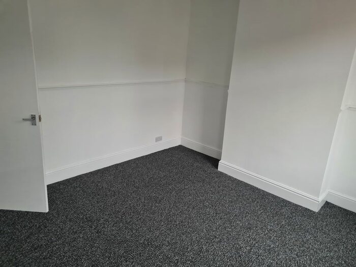 2 Bedroom Terraced House To Rent In Rockcliffe Road, Rotherham, S62