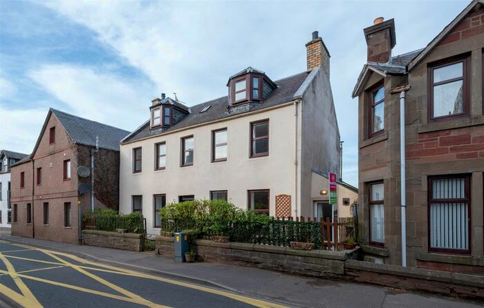 4 Bedroom Property For Sale In Queen Street, Coupar Angus, Blairgowrie, PH13