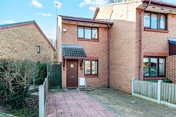 2 Bedroom Semi Detached House For Sale In Waterside Close, Barking, IG11