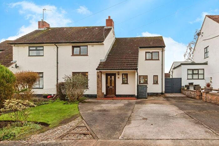 3 Bedroom Semi-Detached House For Sale In Woodlands Crescent, High Legh, Knutsford, Cheshire, WA16