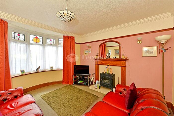 3 Bedroom Semi-Detached House For Sale In Cambria Road, Pleasley, NG19