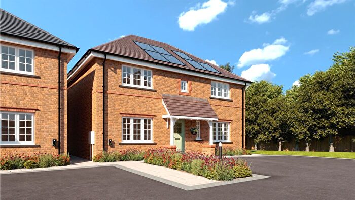 3 Bedroom Semi-Detached House For Sale In Geraldine Road, Malvern, WR14