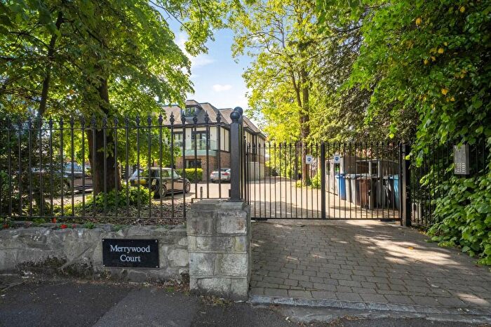 2 Bedroom Flat For Sale In Merrywood Court, Bickley Park Road, Bickley, BR1