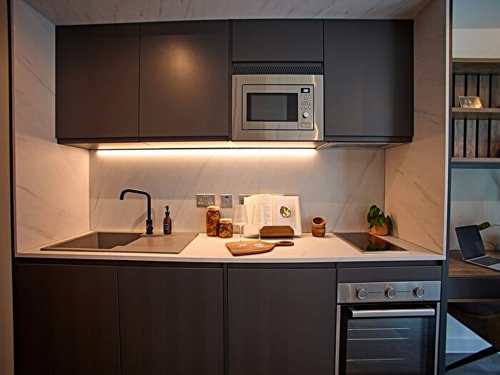 Studio To Rent In St Albans Place St Albans Place, Leeds, LS2