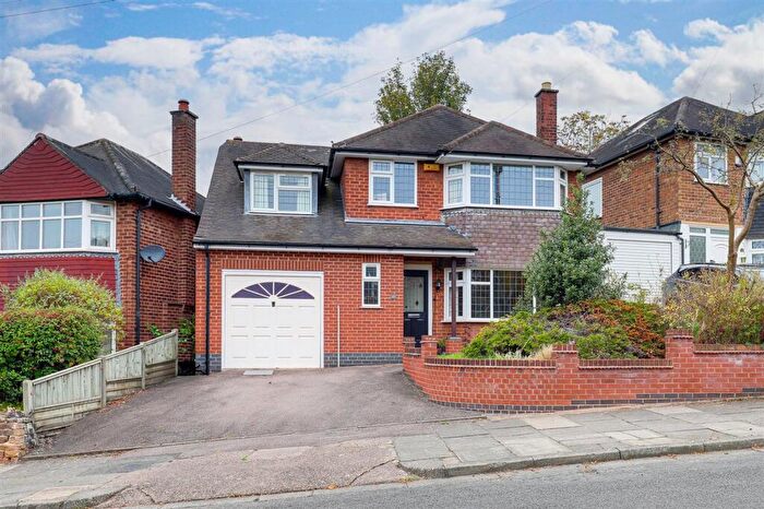 4 Bedroom Detached House For Sale In Seven Oaks Crescent, Bramcote, NG9