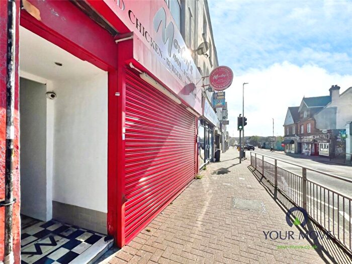 2 Bedroom Flat To Rent In High Street, Swanley, Kent, BR8