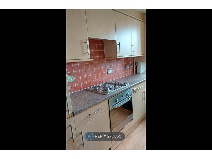 4 Bedroom Terraced House To Rent In Craigmount Brae, Edinburgh, EH12