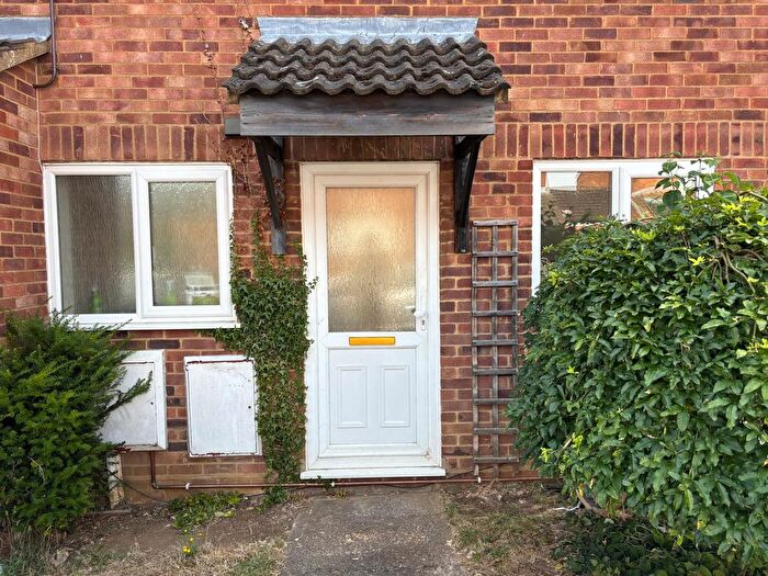 1 Bedroom Maisonette To Rent In Almond Road, Leighton Buzzard, LU7