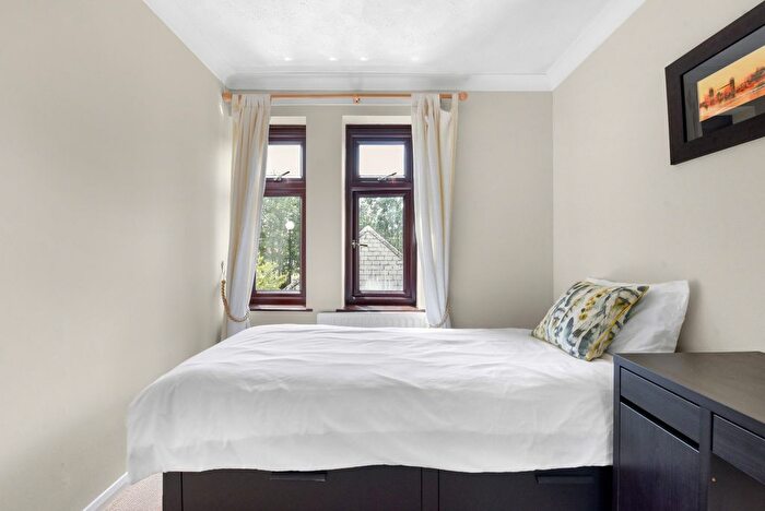 3 Bedroom Terraced House To Rent In Spirit Quay, London Dock, E1W