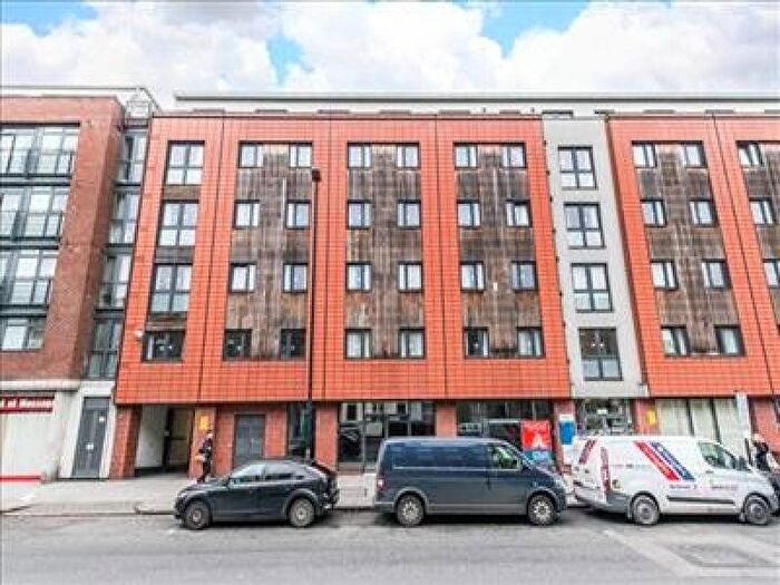1 Bedroom Flat To Rent In Caledonian Road, London, N7