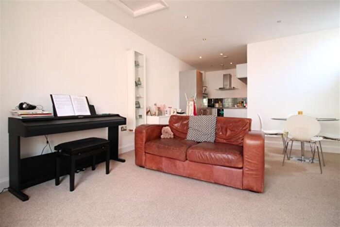 2 Bedroom Apartment To Rent In Warehouse Two, / Plumptre Street, Lace Market, NG1