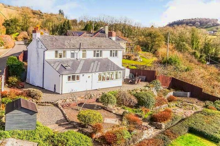 4 Bedroom Detached House For Sale In Nantmawr, Oswestry, Shropshire, SY10
