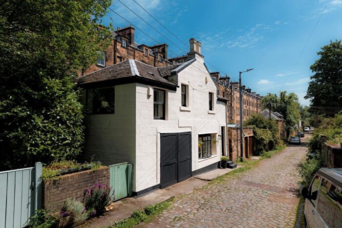 3 Bedroom Mews For Sale In Belhaven Terrace Lane, Dowanhill, G12