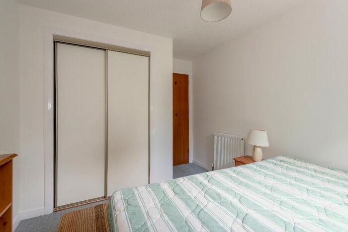1 Bedroom Flat To Rent In West Winnelstrae, Inverleith, Edinburgh, EH5