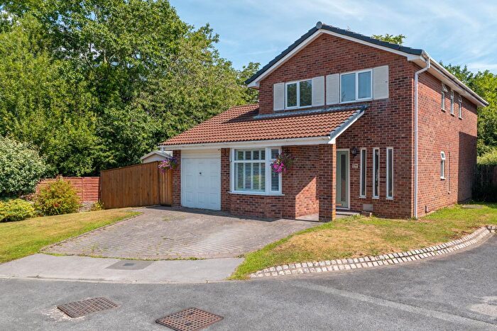 3 Bedroom Detached House For Sale In Greencroft, Penwortham, PR1