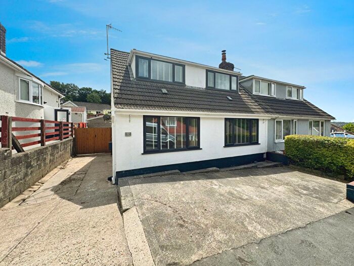 2 Bedroom Semi-Detached House For Sale In Manor Way, Neath, SA11