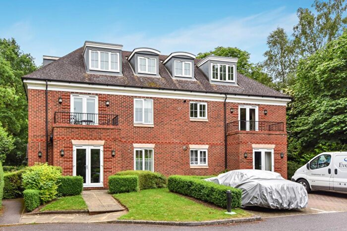2 Bedroom Apartment To Rent In Sunningdale, Berkshire, SL5