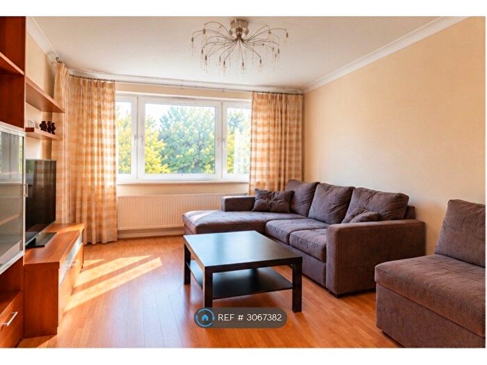 1 Bedroom Flat To Rent In Skinner Street, London, EC1R