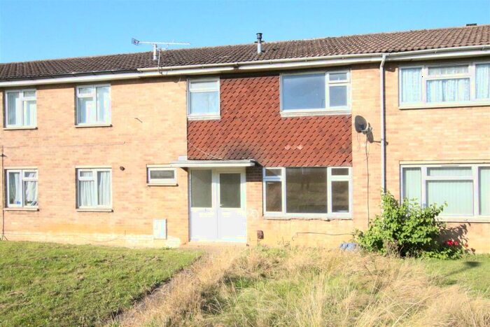 4 Bedroom Terraced House To Rent In Thorn Hill, Northampton, NN4