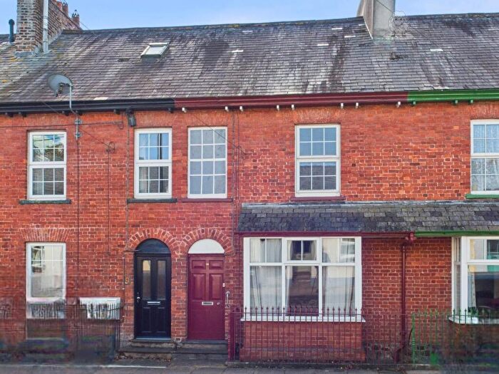 3 Bedroom Terraced House For Sale In West Street, South Molton, Devon, EX36