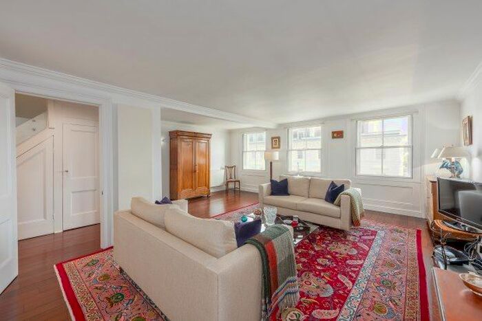 2 Bedroom Flat To Rent In Cromwell Place, London, SW7