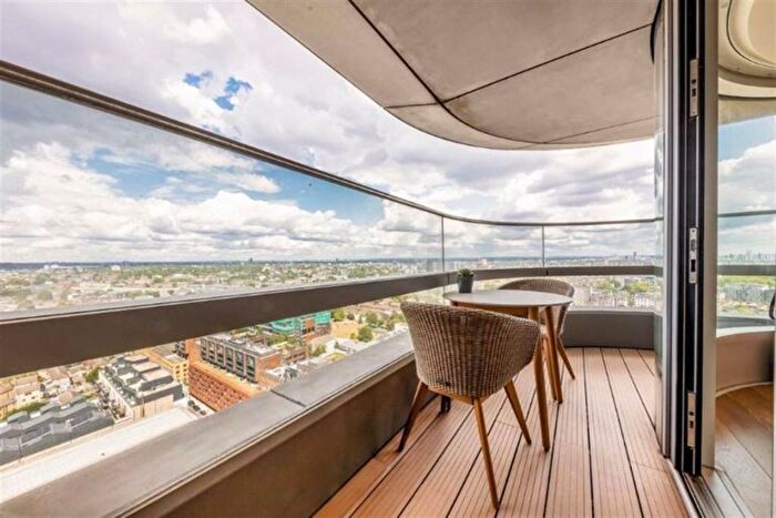 Studio To Rent In Canaletto Tower, City Road, EC1V